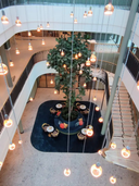 Floating Globe Twisted Smokey Grey Ø150 E27 LED designpære
